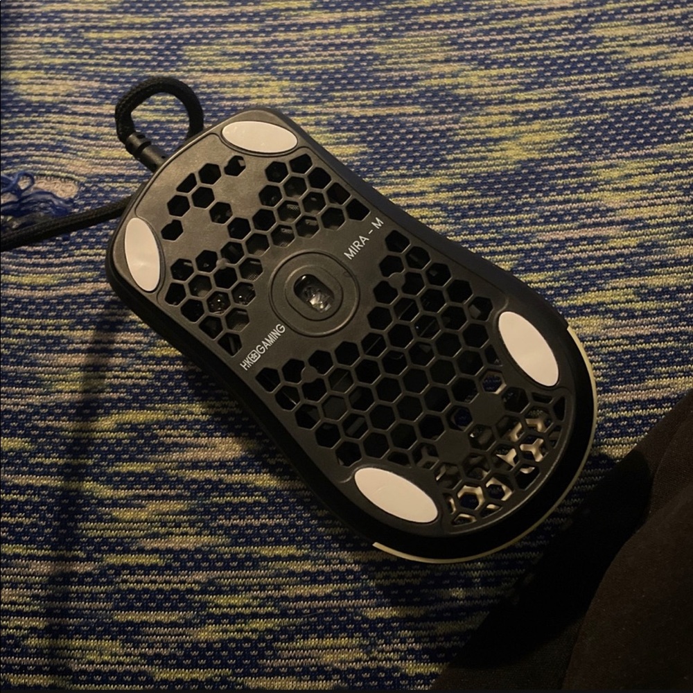 Mouse - Picture 2 of 3